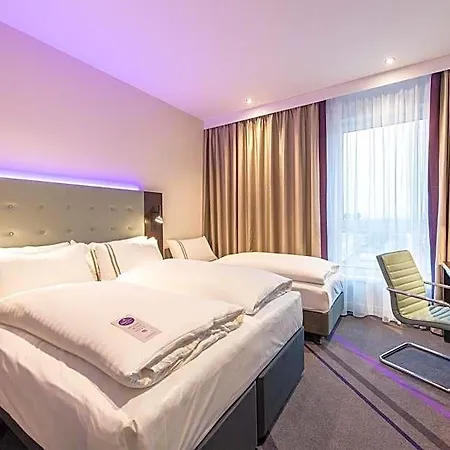 Premier Centre Hotel